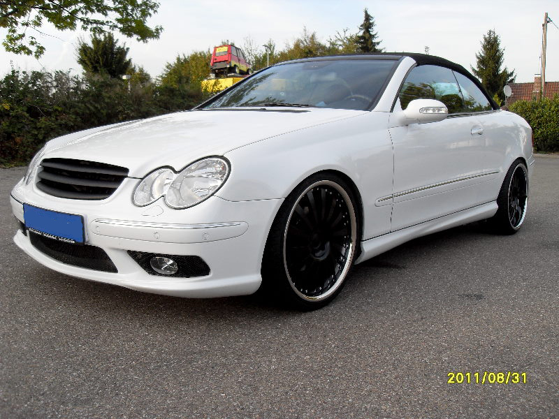 Mercedes CLK Cabrio W209 weiss Tuning Felgen AMG Packet